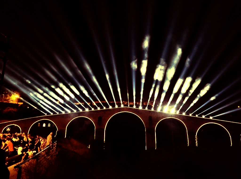 Espectacles personalitzats - Pont Vell - Manresa